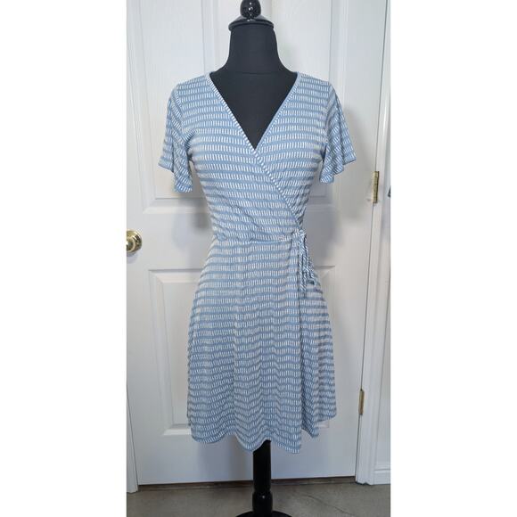 Caution to the Wind Blue & White Wrap Mini Dress S | Flutter Sleeve Cottagecore - Picture 11 of 11